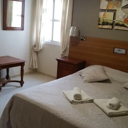 Inn Sotel Valle Guadiaro Pueblo Nuevo de Guadiaro